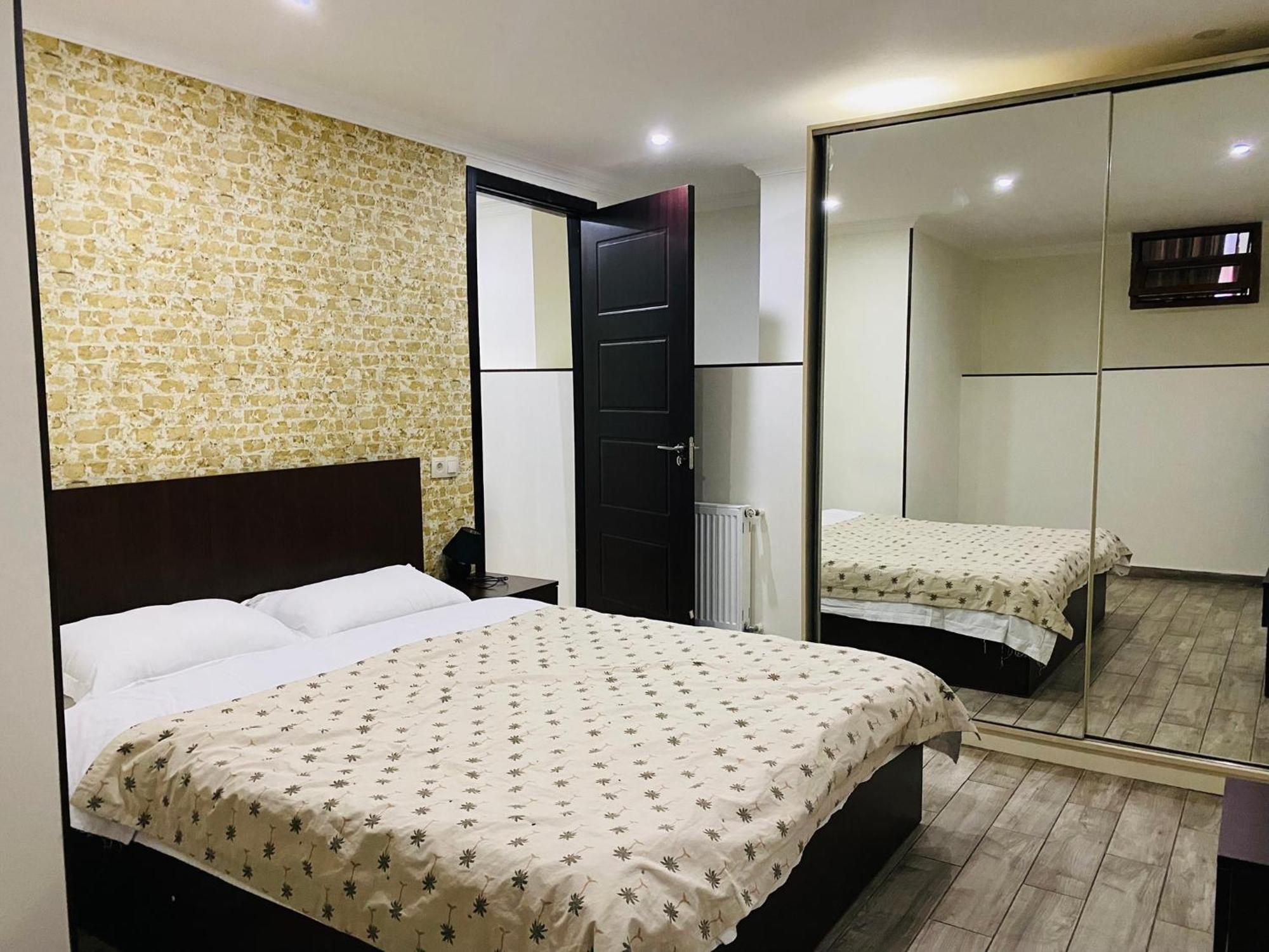 Old Town Apartment ティビリシ エクステリア 写真